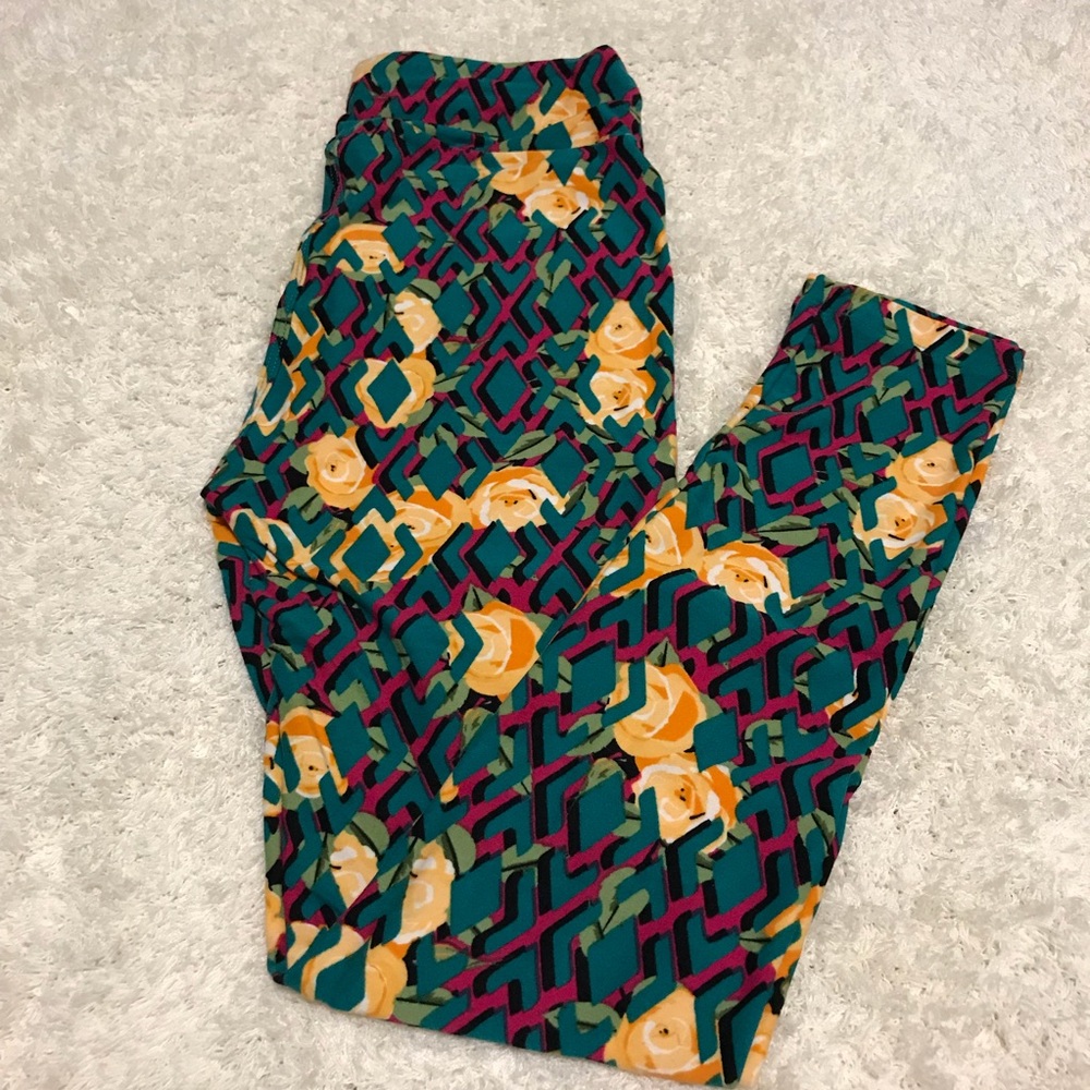 Lularoe Roses leggings